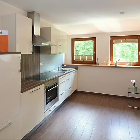 Modern In With Near Apartment *